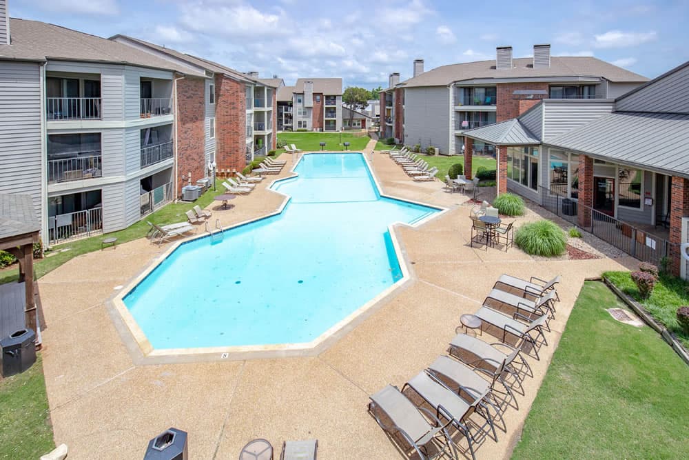 to Woodscape Apartments, Best Apartments OKC, OKC Apartments Homes