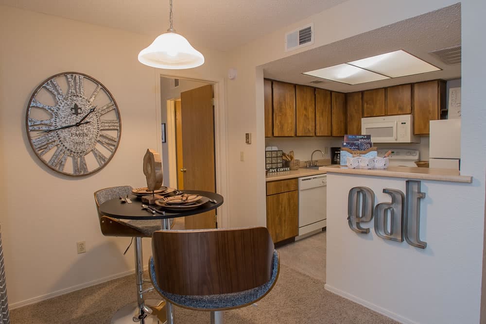 to Woodscape Apartments, Best Apartments OKC, OKC Apartments Homes