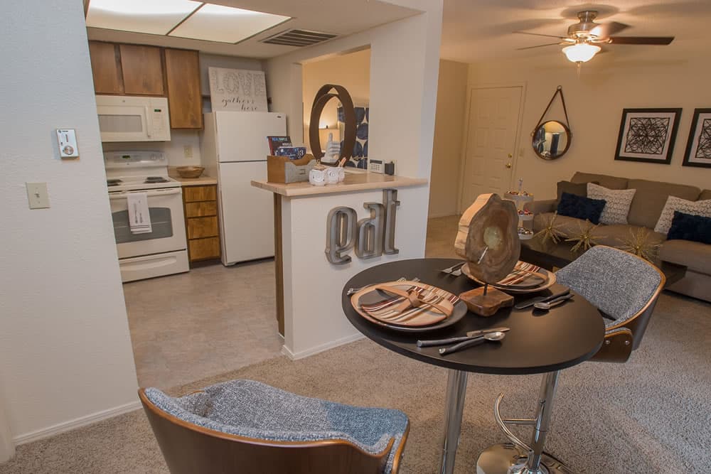 to Woodscape Apartments, Best Apartments OKC, OKC Apartments Homes