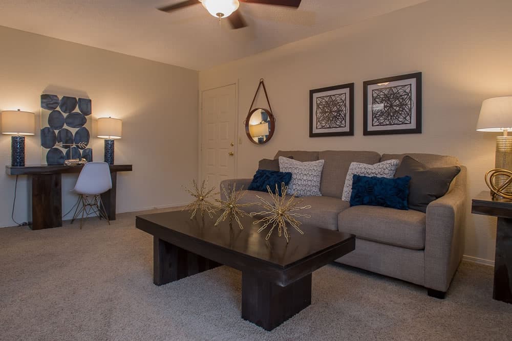 to Woodscape Apartments, Best Apartments OKC, OKC Apartments Homes