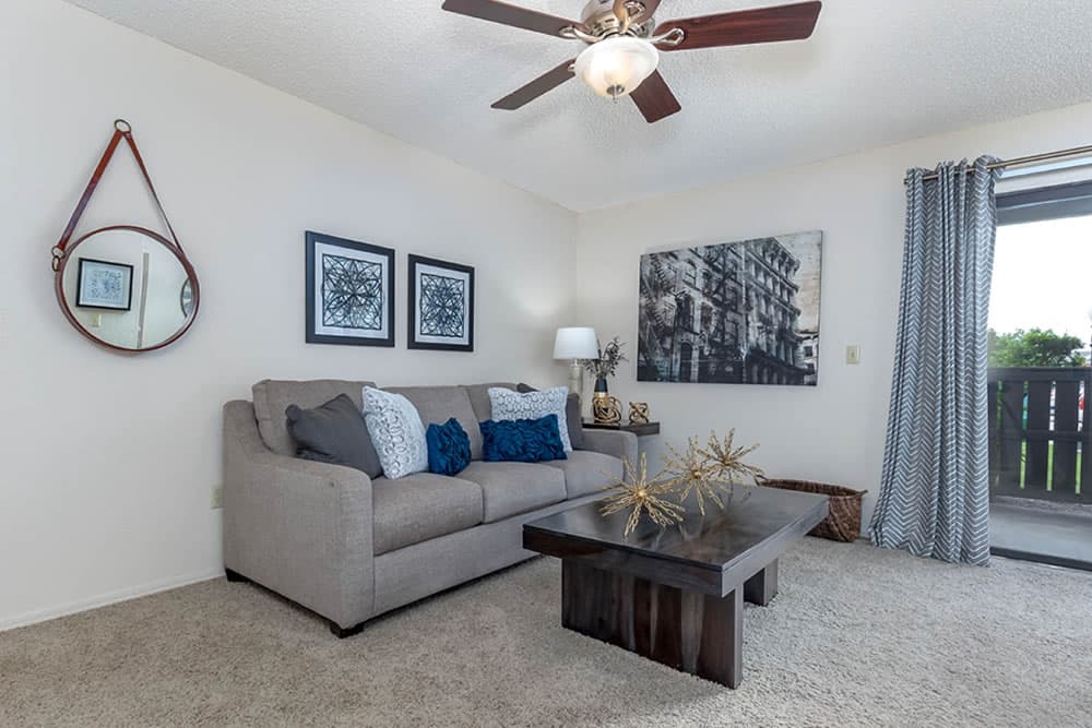 to Woodscape Apartments, Best Apartments OKC, OKC Apartments Homes